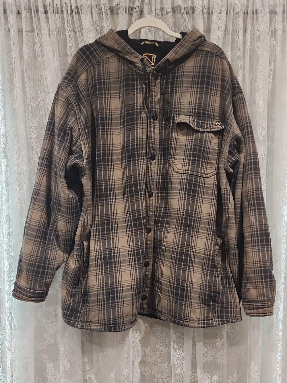 NOBLE OUTFITTERS FLANNEL JACKET